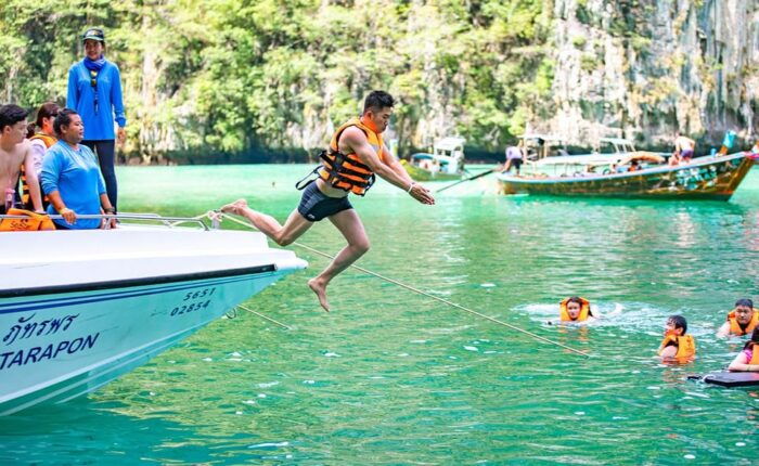 From Krabi: Maya Bay, Bamboo & Phi Phi Islands Day Tour - Snorkeling in Phileh Lagoon