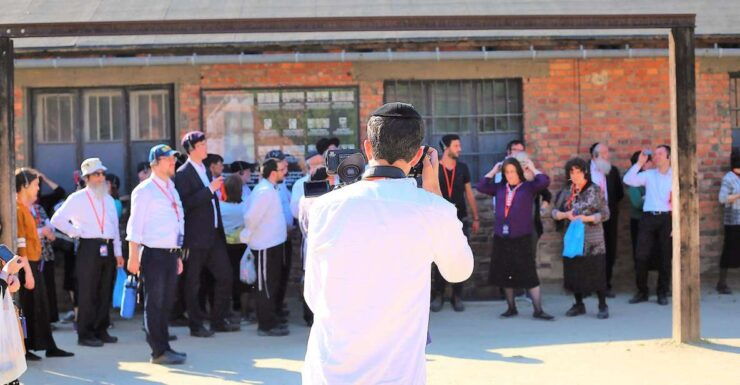 From Krakow: Auschwitz Birkenau Small Group Tour With Pickup - Tour Details