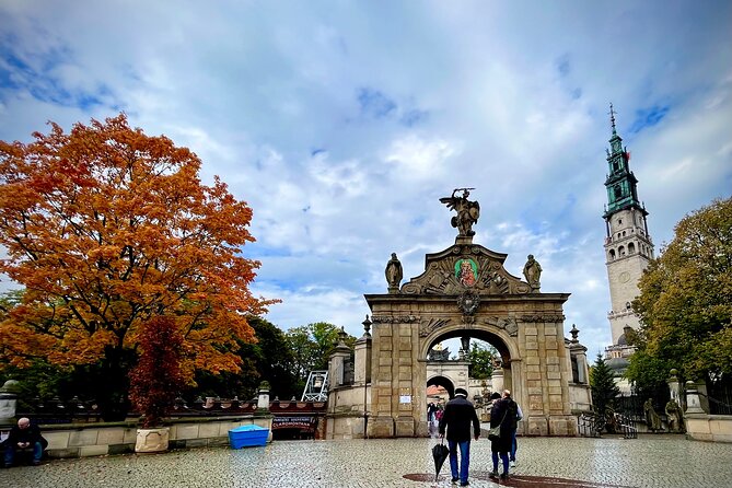 From Krakow: Czestochowa Black Madonna - Visit Information