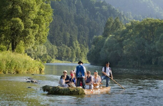 From Krakow: Dunajec River Gorge Rafting Tour - Itinerary Details