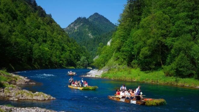 From Krakow: Dunajec River Gorge Rafting Trip - Location and Duration
