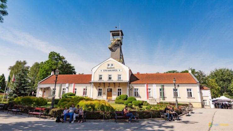 From Krakow: Guided Tour in Wieliczka Salt Mine - Booking Details