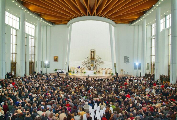 From Krakow: In the Footsteps of John Paul II Guided Tour - Activity Details