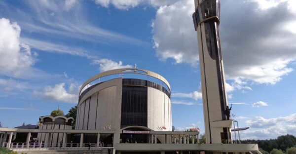 From Krakow: Lagiewniki Sanctuary of The Divine Mercy Tour - Sanctuary of Divine Mercy