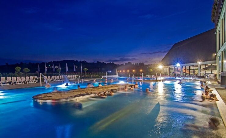 From Krakow: Szaflary Thermal Baths Day Trip - Activity Details