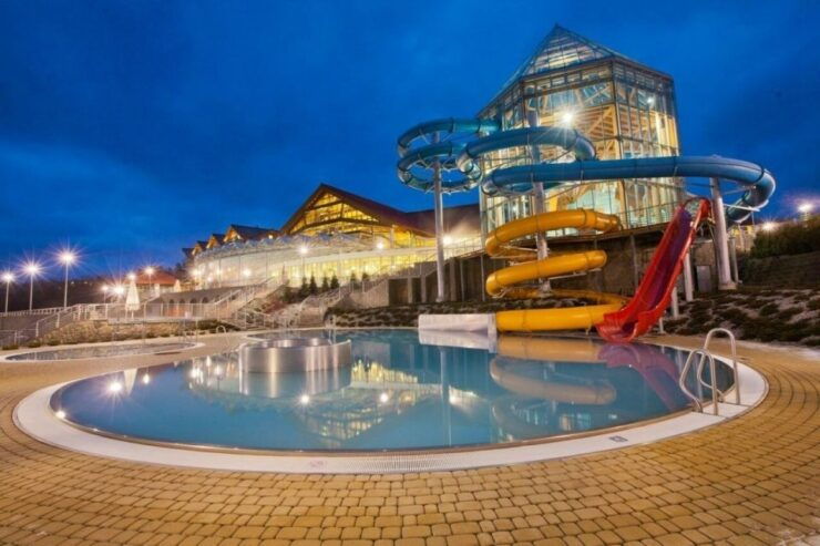 From Krakow: Transfer & Admission to Bukovina Thermal Baths - Experience at Termy BUKOVINA