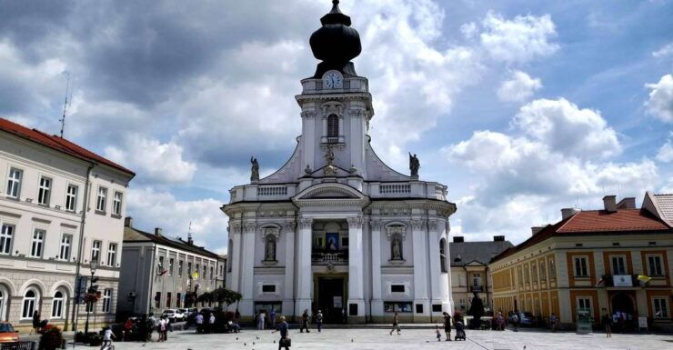 From Krakow: Wadowice and Kalwaria Pope John Paul II Tour - Tour Details
