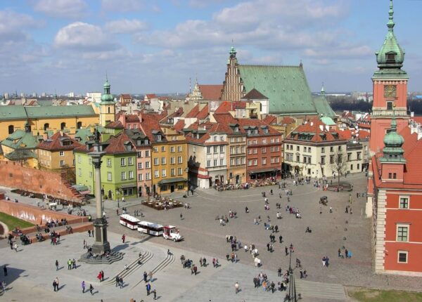 From Krakow: Warsaw Highlights Day Trip by Van - Palace of Culture and Science