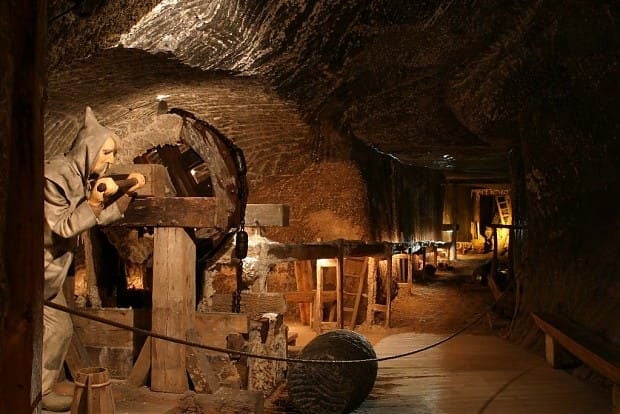 From Kraków: Wieliczka Salt Mine Guided Tour with Transport - The Sum Up