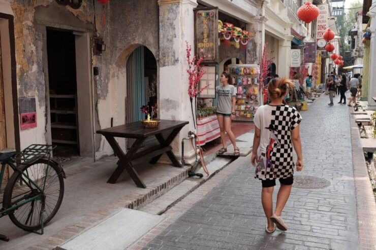 From Kuala Lumpur: Full-Day Tour to Ipoh - Tour Experience