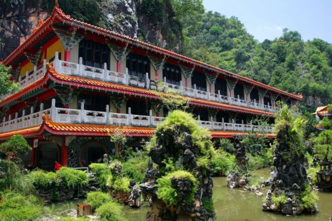 From Kuala Lumpur: Full-Day Tour to Ipoh - Landmarks to Visit