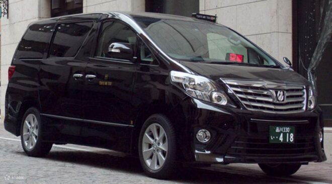 From Kyoto: Private 1-Way Transfer to Kansai Airport - Personalized Meet and Greet Service