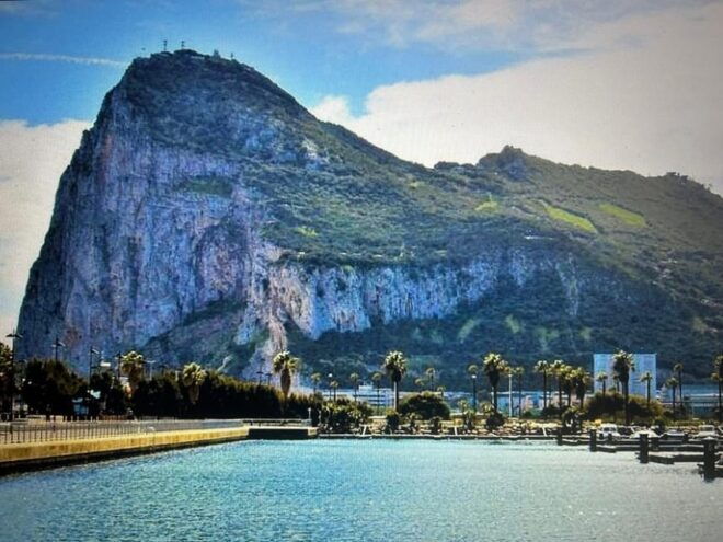 From La Cala/Marbella/Estepona: Gibraltour Tour With Monkey Rock and Shopping - Participant Requirements