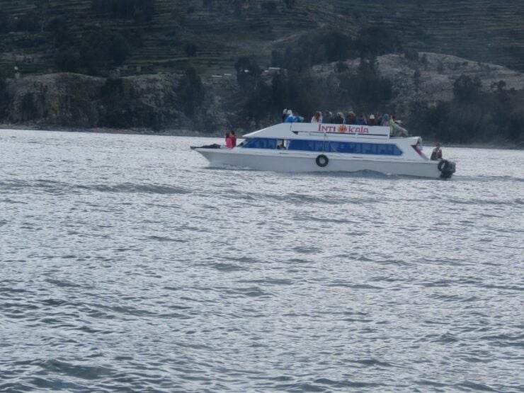 From La Paz: Lake Titicaca and Copacabana Private Tour - Experience Highlights