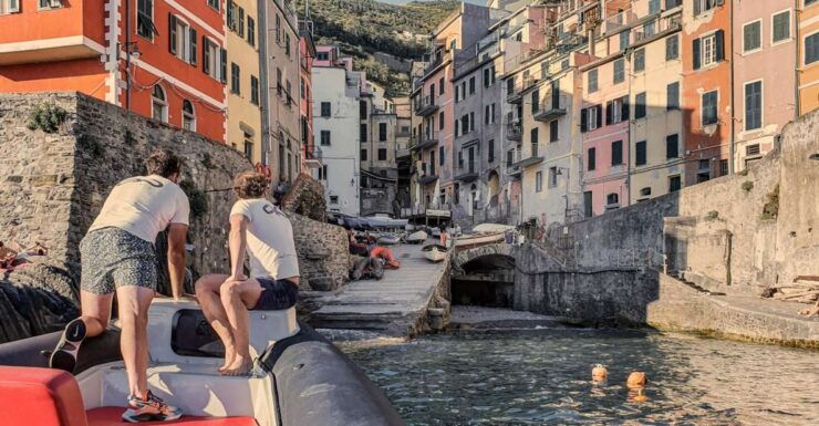 From La Spezia: Cinque Terre Speedboat Tour - Experiencing Cinque Terre From the Sea