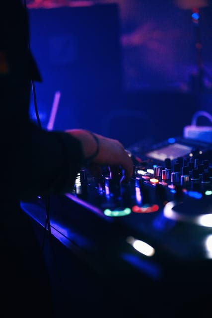 From Lagos: Albufeira Nightlife Party Tour - Transportation Details
