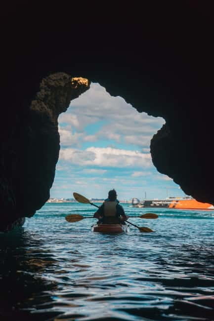 From Lagos: Ponta da Piedade Caves Kayak Tour from Catamaran - FAQs