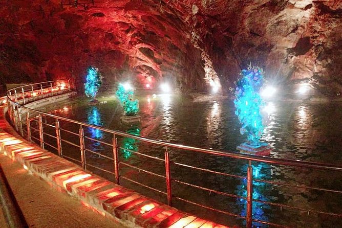 From Lahore: Katas Raj Temple, Khewra Salt Mines & Kalar Kahar Day Trip - Important Reminders