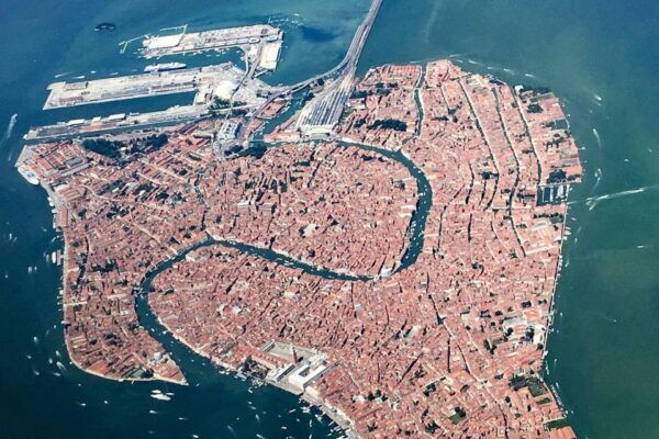 From Lake Garda: Venice Full-Day Tour (from August 1st) - Meeting Points and Directions