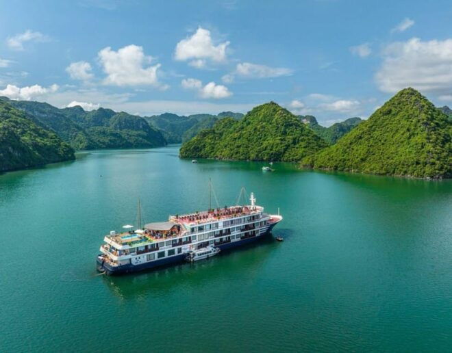 From Lan Ha Bay Luxury Cruise: a 2-Night Extravaganza at Sea - Onboard Activities and Experiences