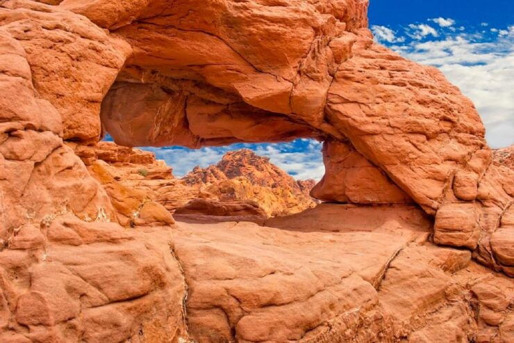 From Las Vegas: Valley of Fire State Park Guided Day Tour - Itinerary and Highlights