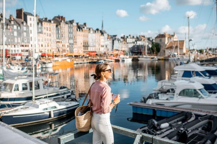From Le Havre: Deauville and Honfleur Private Day Trip - Exploring Honfleur