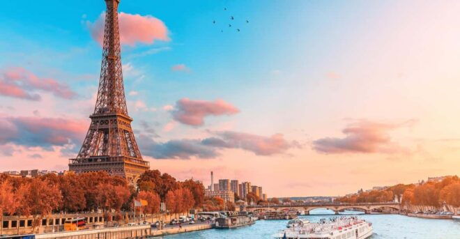 From Le Havre: Deluxe Paris Tour With Seine River Cruise - Scenic Bus Journey