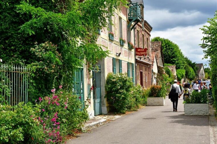From Le Havre: Giverny and Rouen Shore Excursion - Discovering Rouen