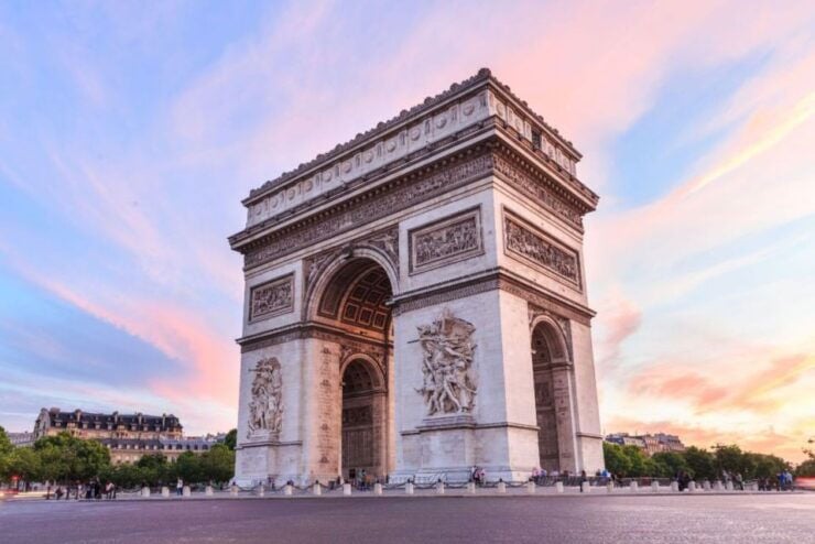 From Le Havre: Shopping and Dining Shore Excursion to Paris - Activity Details