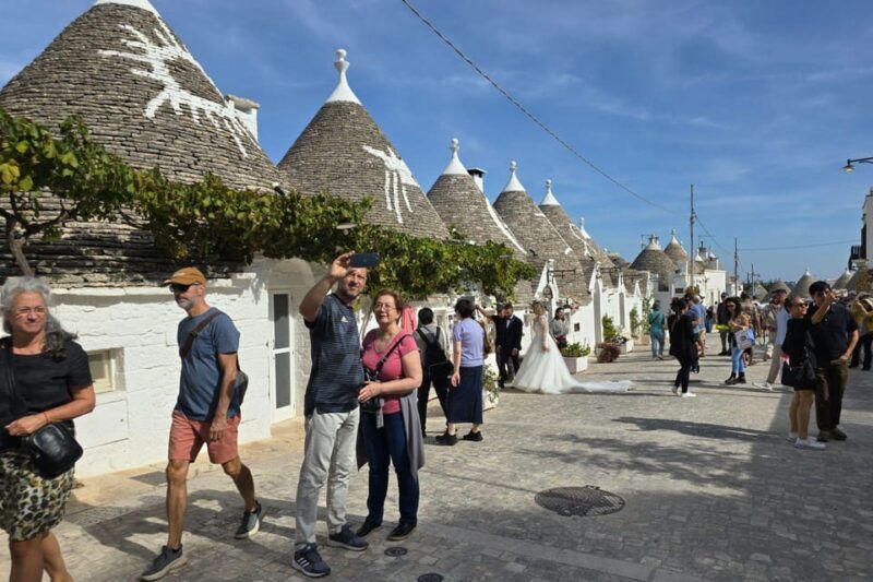 From Lecce: Alberobello, Ostuni & Locorotondo With Aperitif - Discovering Alberobello: A UNESCO World Heritage Site