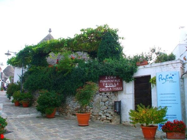 From Lecce: Alberobello Trulli Private Day Tour - The Sum Up