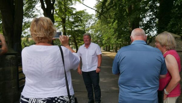 From Leeds: Yorkshire Dales Emmerdale Locations Bus Tour - Directions