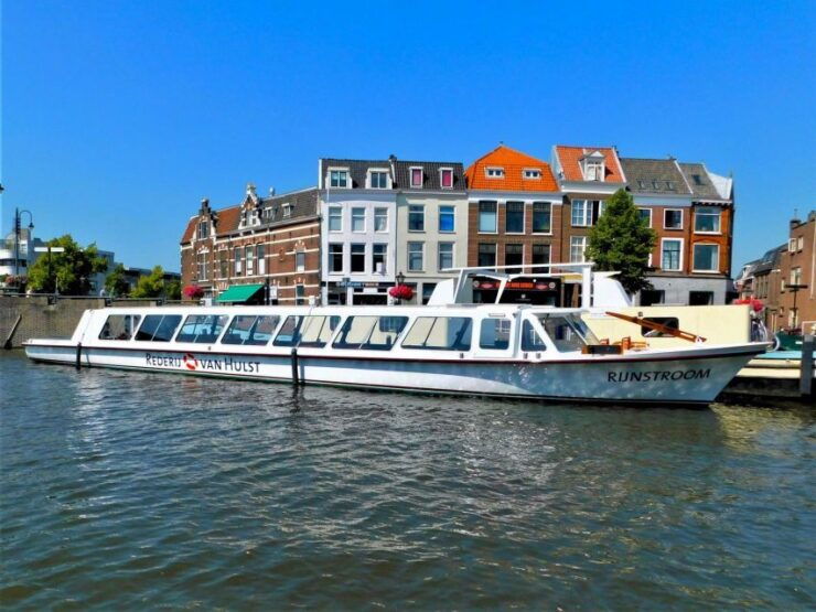 From Leiden City: Kaag Lakes Windmill Cruise - Experience