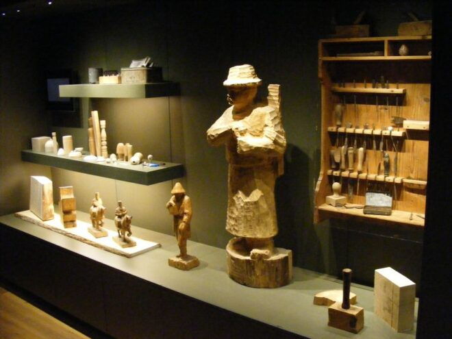 From Leipzig: Christmassy Day-Trip to the Ore Mountains - Learn About Traditional Wood Art