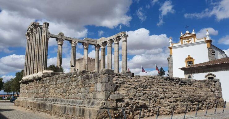 From Lisboa: Evora & Monsaraz Full Day Tour - Tour Highlights