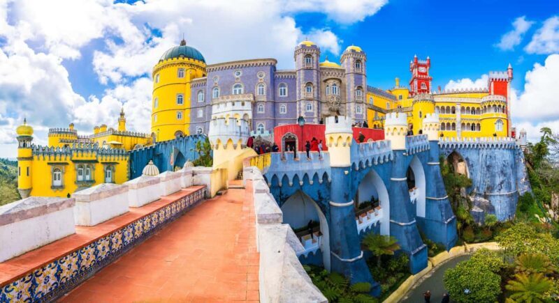From Lisbon: 3 Cities Fátima, Sintra and Nazaré Private Tour - Exploring the Itinerary: A Day of Contrasts and Charms