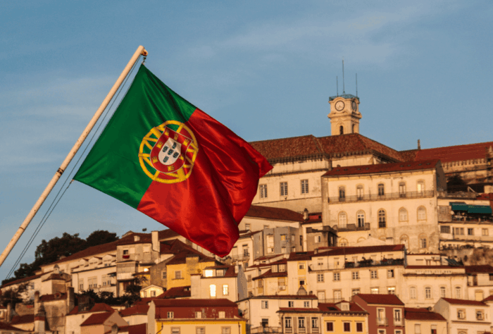 From Lisbon: COIMBRA and AVEIRO - FAQ