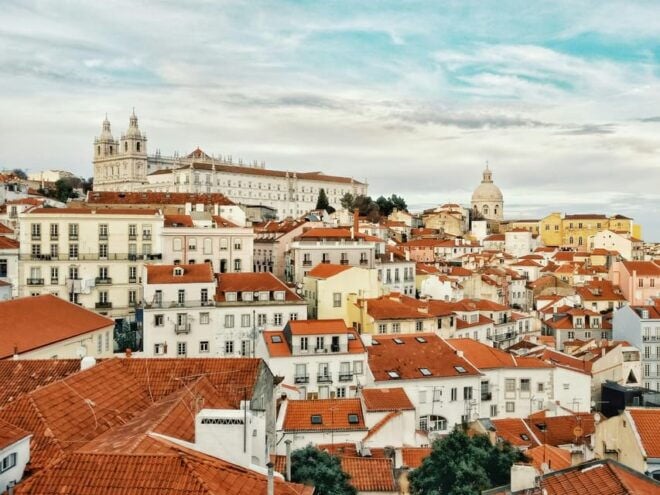 From Lisbon: Day Tour for Pena, Moorish Castle+Cabo Da Roca - Scenic Beauty