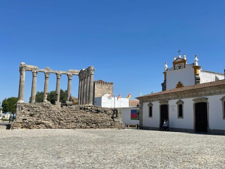 From Lisbon: Évora, Chapel of Bones, & Roman Temple Tour - The Experience with Guides