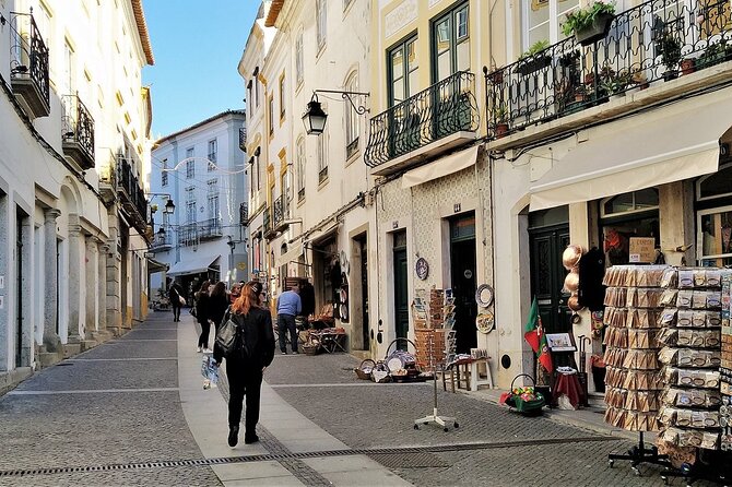 From Lisbon: Évora & Monsaraz Full-Day Private Tour - Tour Overview