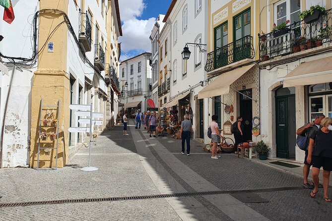 From Lisbon: Évora & Monsaraz Small-Group Full Day Tour - Itinerary Overview