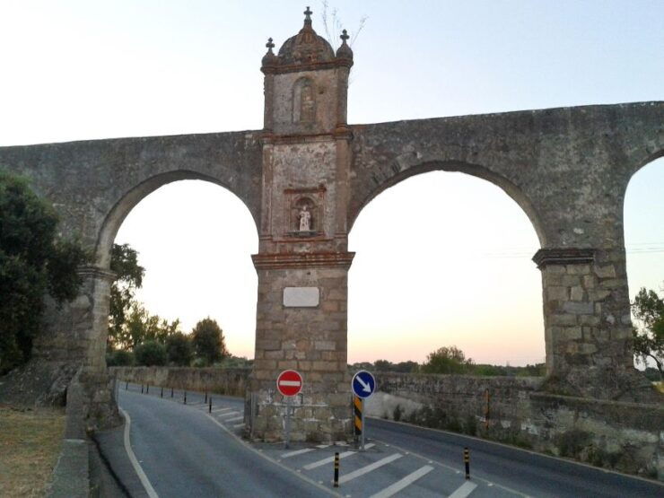 From Lisbon: Évora Tour With Wine Tasting Included - Tour Details