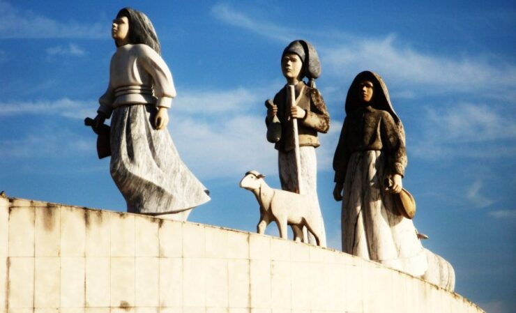 From Lisbon: Fátima and the Three Little Shepherds House - Visiting the Sanctuary of Our Lady of Fátima