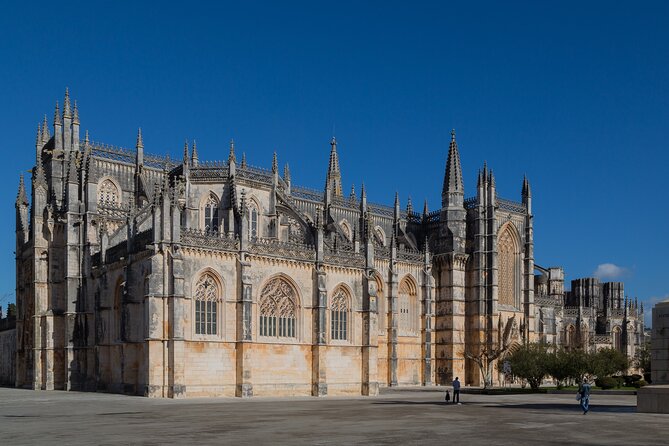 From Lisbon: Fátima, Batalha, Nazaré & Óbidos Full-Day Private Tour - Pickup and Drop-off Details