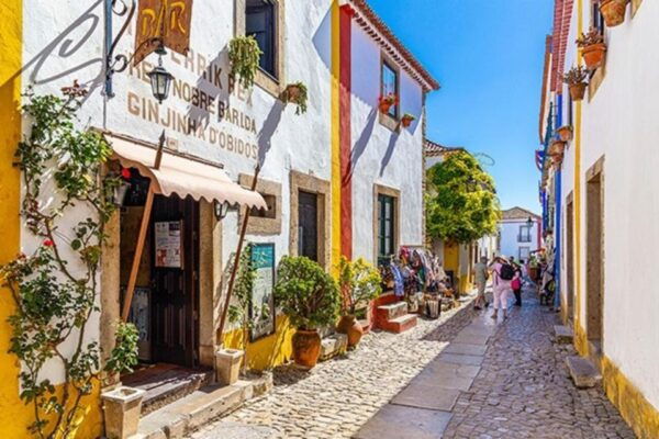 From Lisbon: Fátima, Nazaré & Óbidos Full-Day Private Tour - Booking Instructions