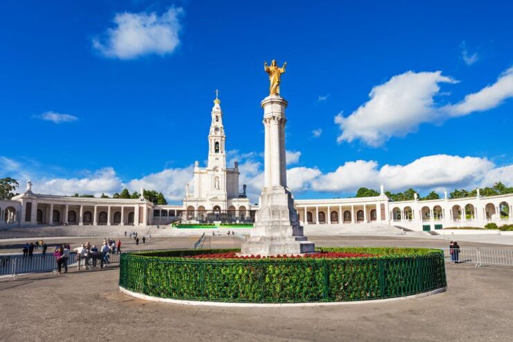 From Lisbon: Half-Day Fátima W/ Optional Candle Procession - Experience