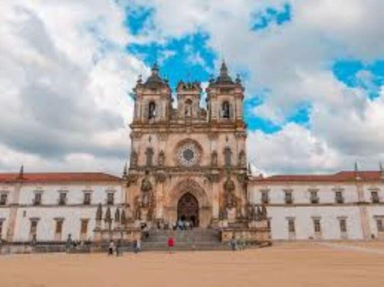 From Lisbon: Medieval Tour, Batalha, Tomar, Alcobaça, Óbidos - Practical Tips for the Day