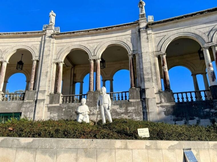 From Lisbon: Nazaré, Fátima, and Batalha Day Trip - Frequently Asked Questions