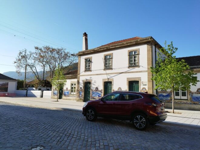 From Lisbon: Private Transfer to Porto - Inclusions