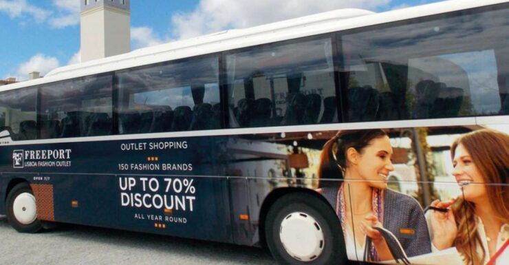 From Lisbon: Round-trip Shuttle to Freeport Fashion Outlet - Experience